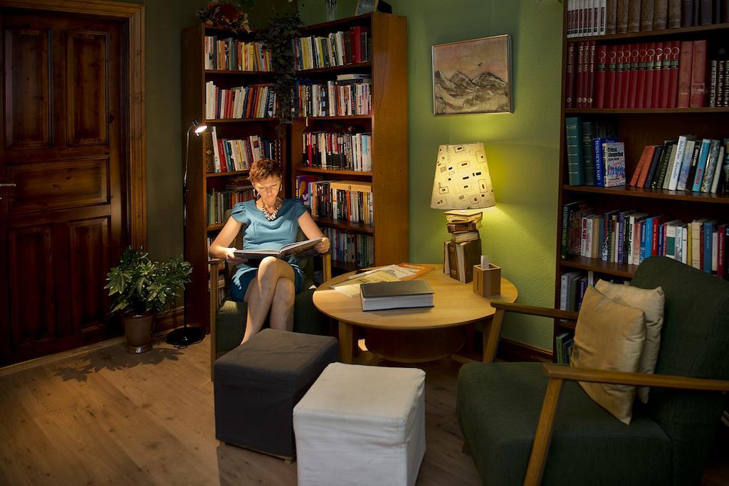 Hotell Aina Kvissleby Extérieur photo