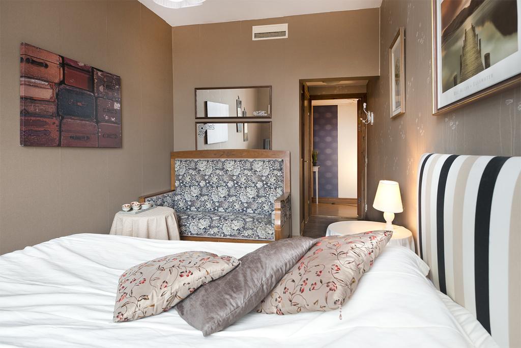 Hotell Aina Kvissleby Extérieur photo